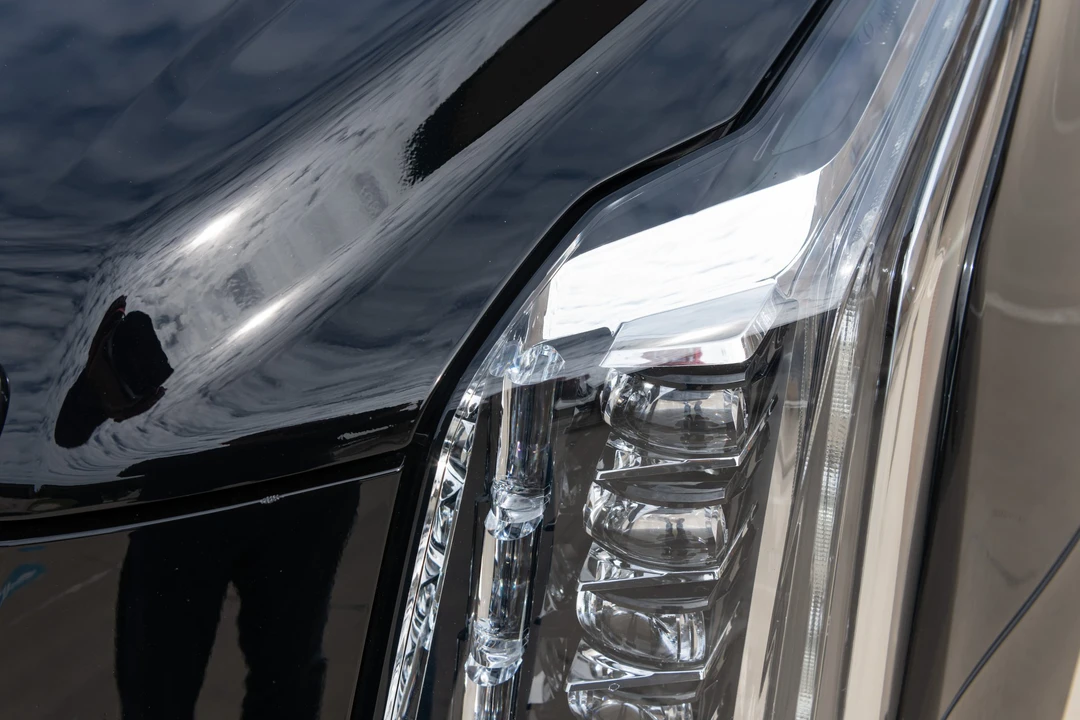 2018 Cadillac Escalade 4th Gen - Image 21 of 31