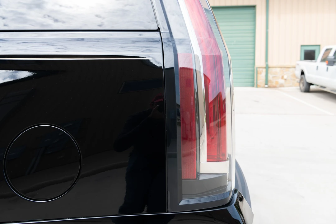 2018 Cadillac Escalade 4th Gen - Image 26 of 31