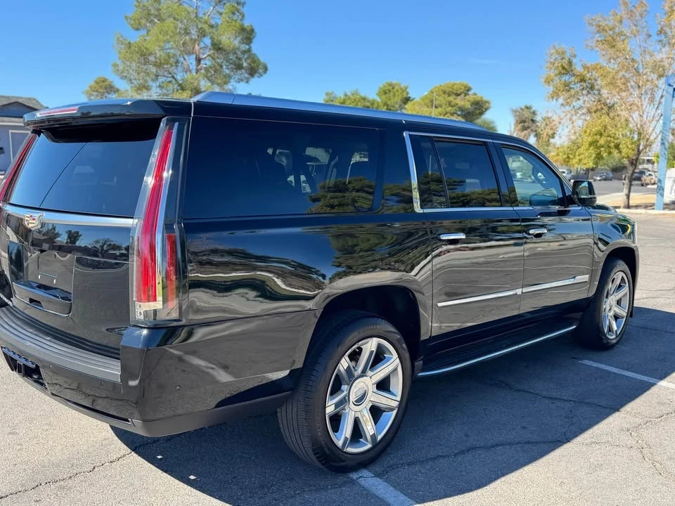 2018 Cadillac Escalade 4th Gen - Image 15 of 15