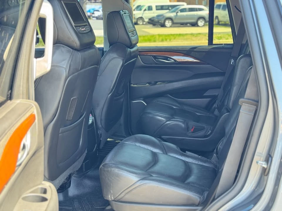 2018 Cadillac Escalade 4th Gen - Image 16 of 20