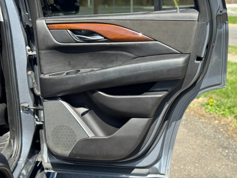 2018 Cadillac Escalade 4th Gen - Image 17 of 20