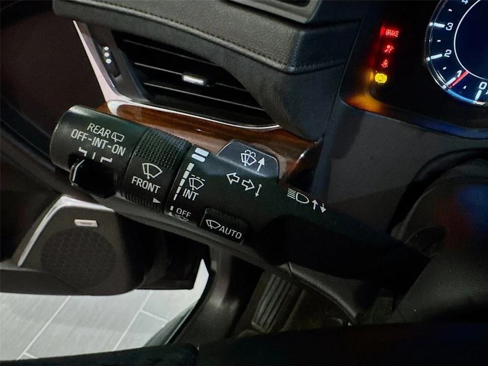 2018 Cadillac Escalade 4th Gen - Image 5 of 21