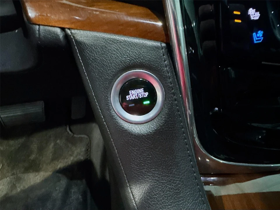 2018 Cadillac Escalade 4th Gen - Image 13 of 21