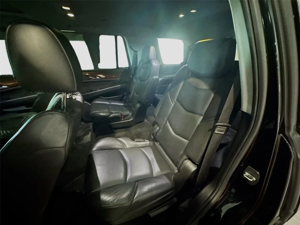 2018 Cadillac Escalade 4th Gen - Image 18 of 21