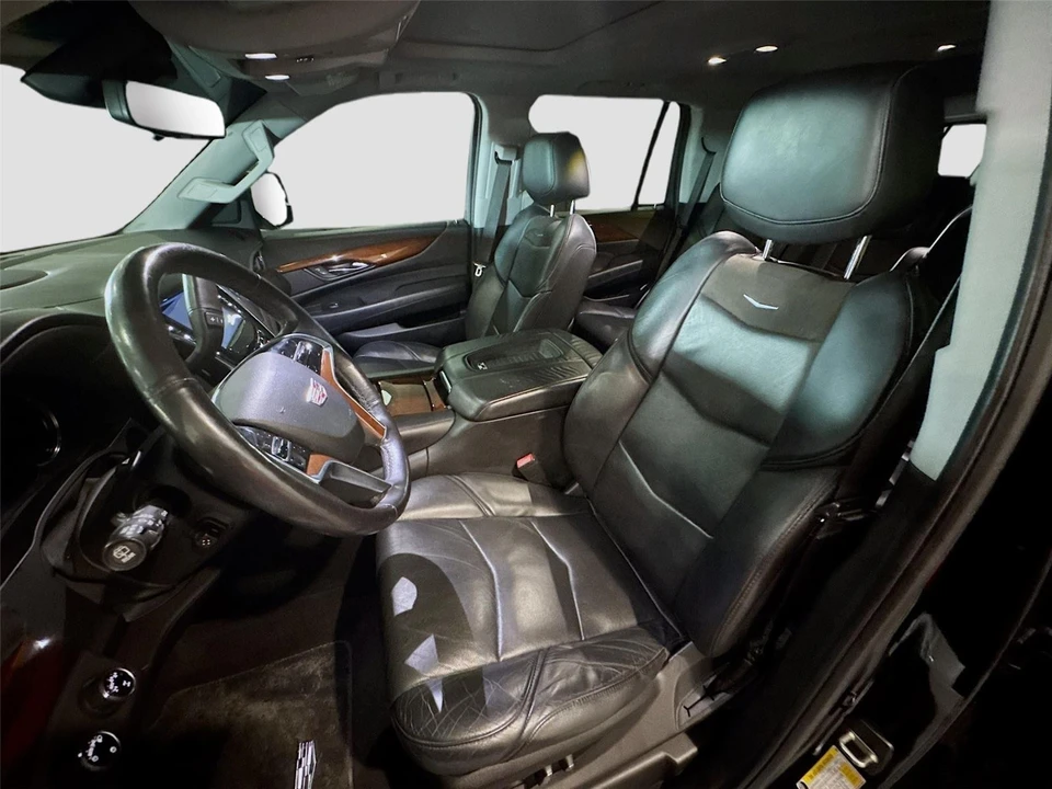 2018 Cadillac Escalade 4th Gen - Image 2 of 21