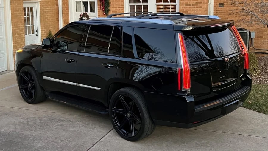 2018 Cadillac Escalade 4th Gen - Image 13 of 31