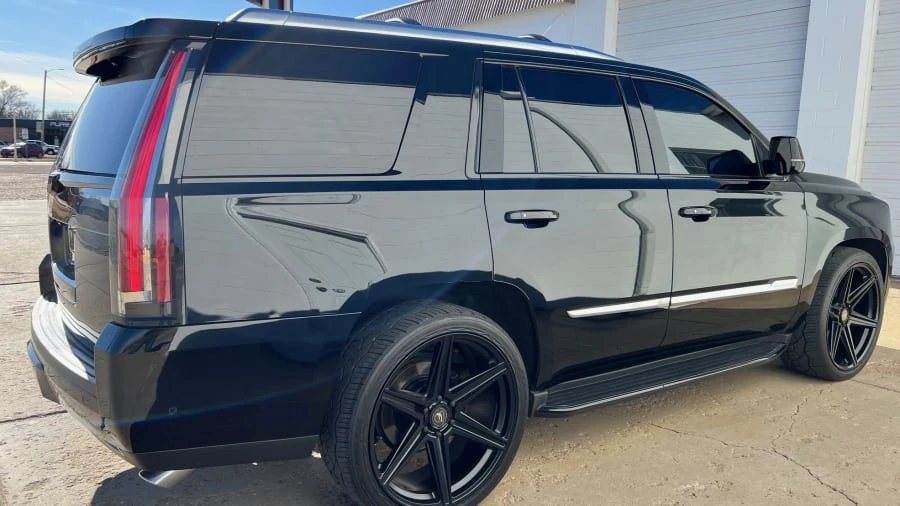 2018 Cadillac Escalade 4th Gen - Image 18 of 31