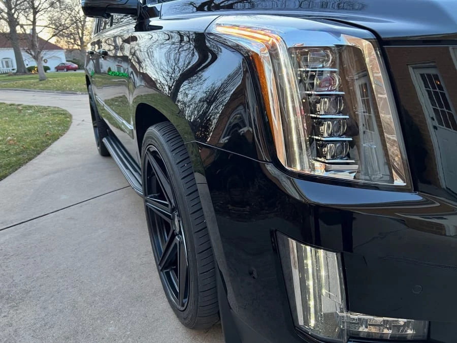 2018 Cadillac Escalade 4th Gen - Image 8 of 31