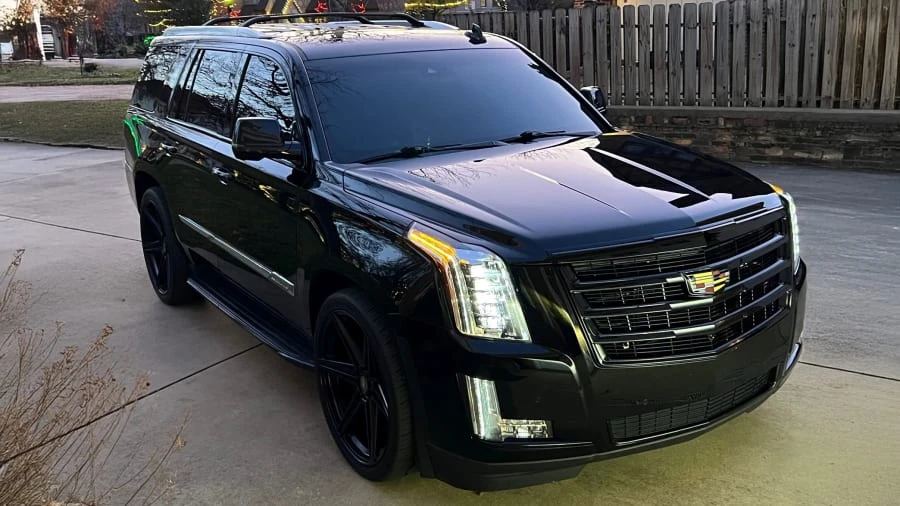 2018 Cadillac Escalade 4th Gen - Image 19 of 31