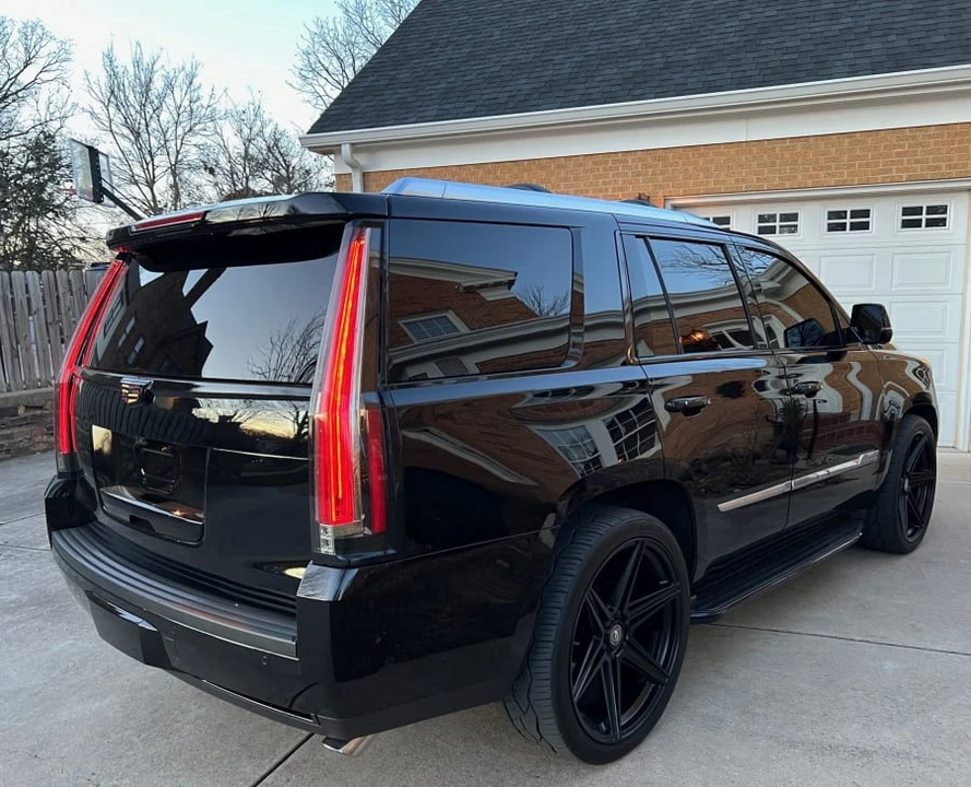 2018 Cadillac Escalade 4th Gen - Image 3 of 31
