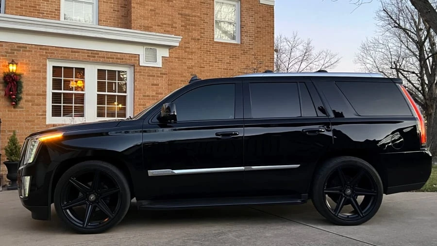 2018 Cadillac Escalade 4th Gen - Image 14 of 31