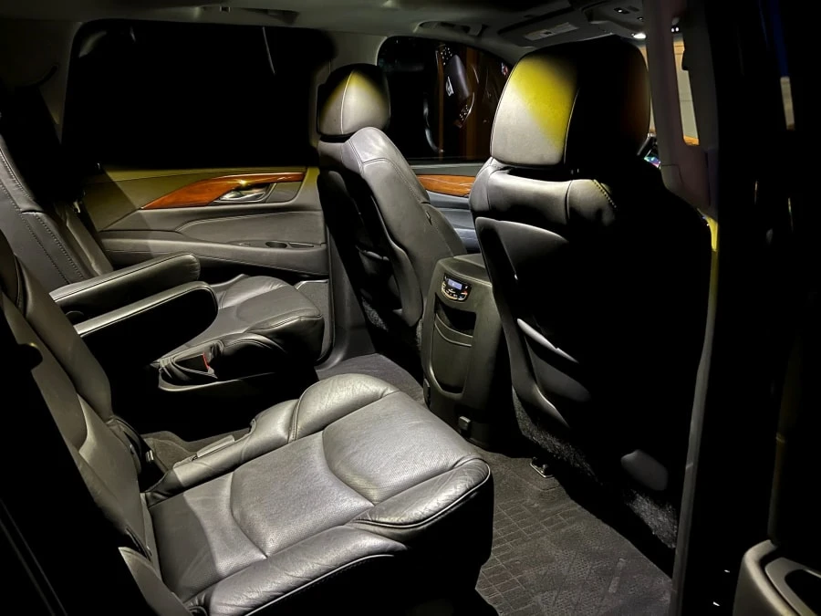 2018 Cadillac Escalade 4th Gen - Image 26 of 31