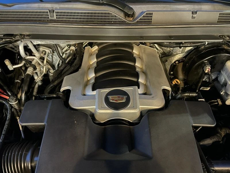 2018 Cadillac Escalade 4th Gen - Image 6 of 12