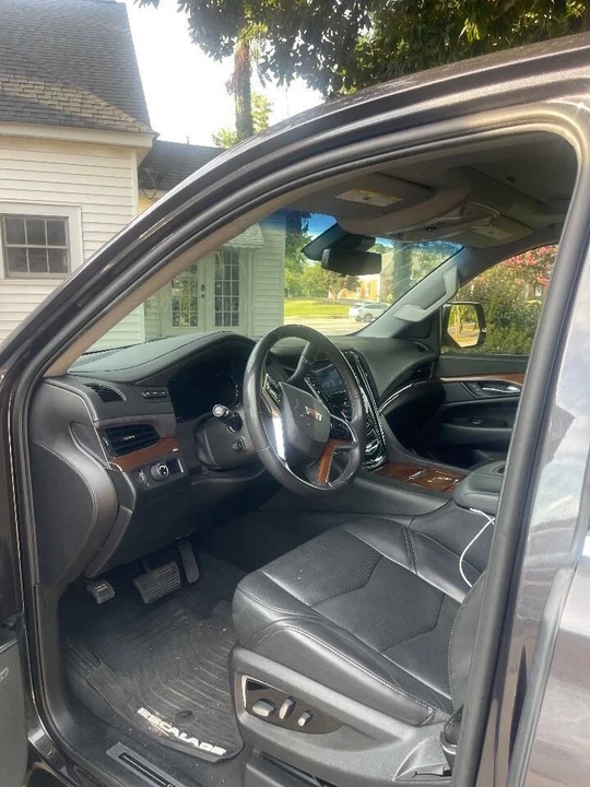 2018 Cadillac Escalade 4th Gen - Image 3 of 7