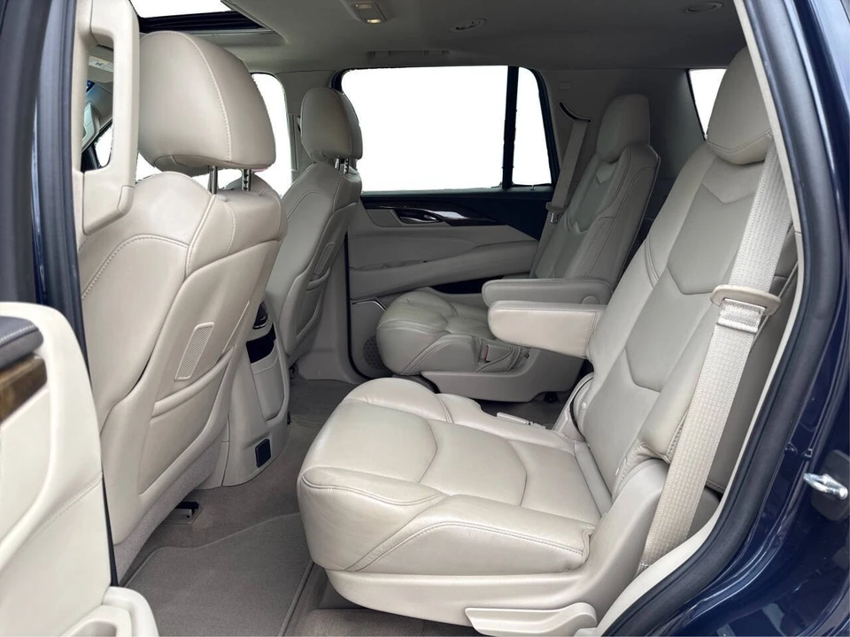 2018 Cadillac Escalade 4th Gen - Image 10 of 21