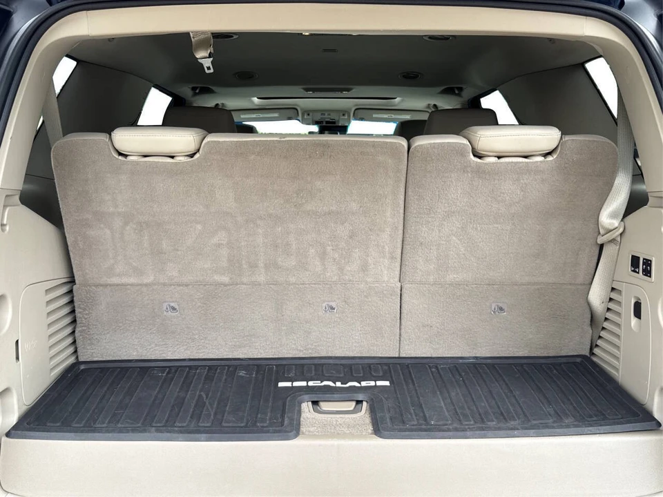 2018 Cadillac Escalade 4th Gen - Image 12 of 21