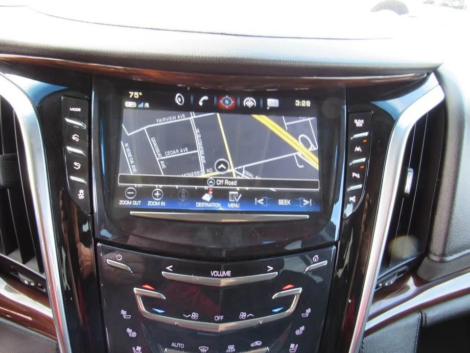2018 Cadillac Escalade 4th Gen - Image 9 of 19