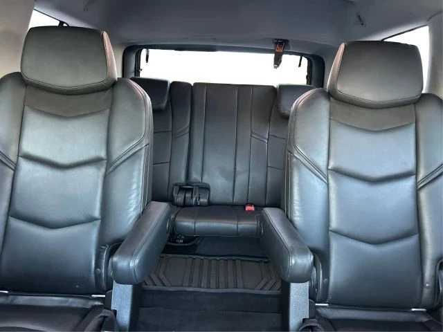 2018 Cadillac Escalade 4th Gen - Image 15 of 21
