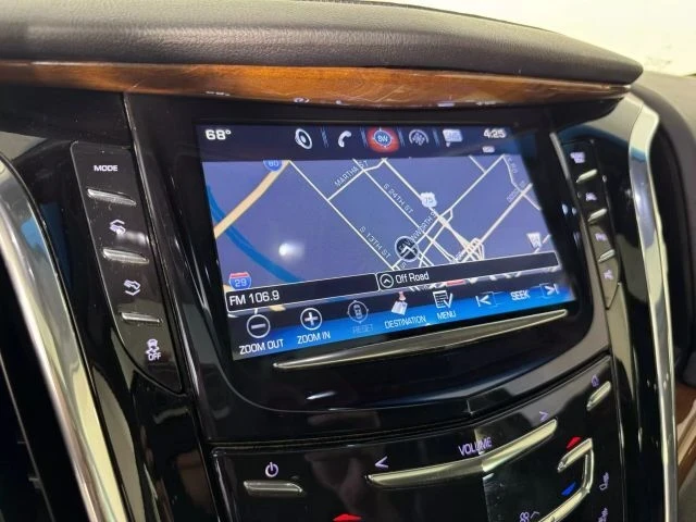 2018 Cadillac Escalade 4th Gen - Image 19 of 21