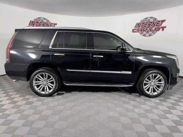 2018 Cadillac Escalade 4th Gen - Image 8 of 12
