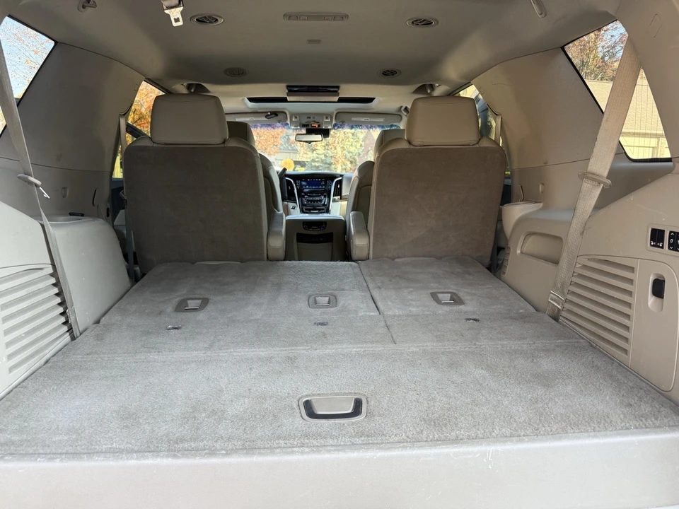 2018 Cadillac Escalade 4th Gen - Image 12 of 19