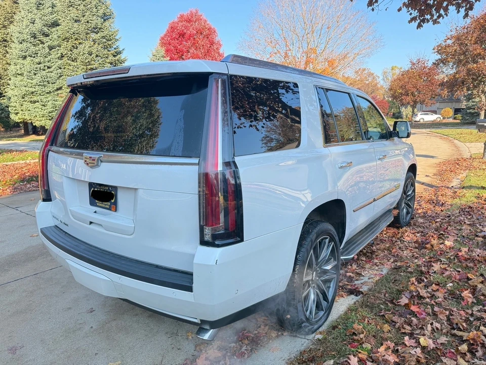 2018 Cadillac Escalade 4th Gen - Image 7 of 19