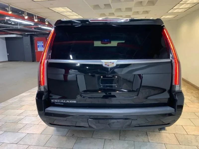 2018 Cadillac Escalade 4th Gen - Image 7 of 12