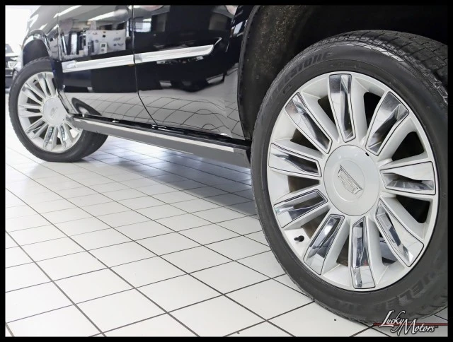 2018 Cadillac Escalade 4th Gen - Image 10 of 12