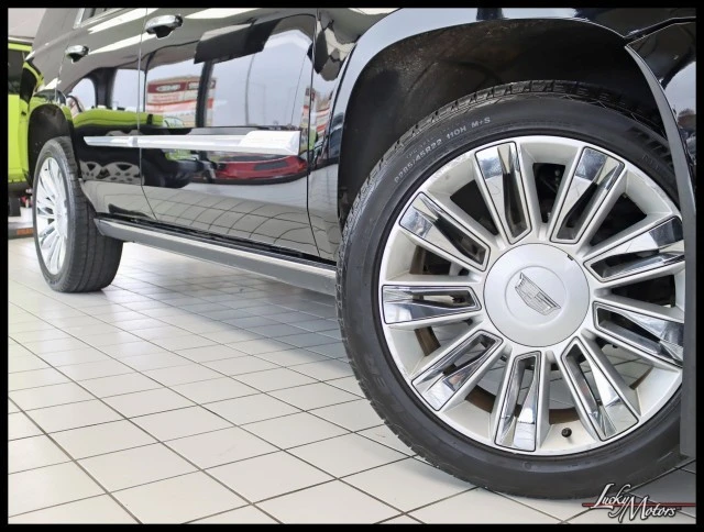 2018 Cadillac Escalade 4th Gen - Image 4 of 12
