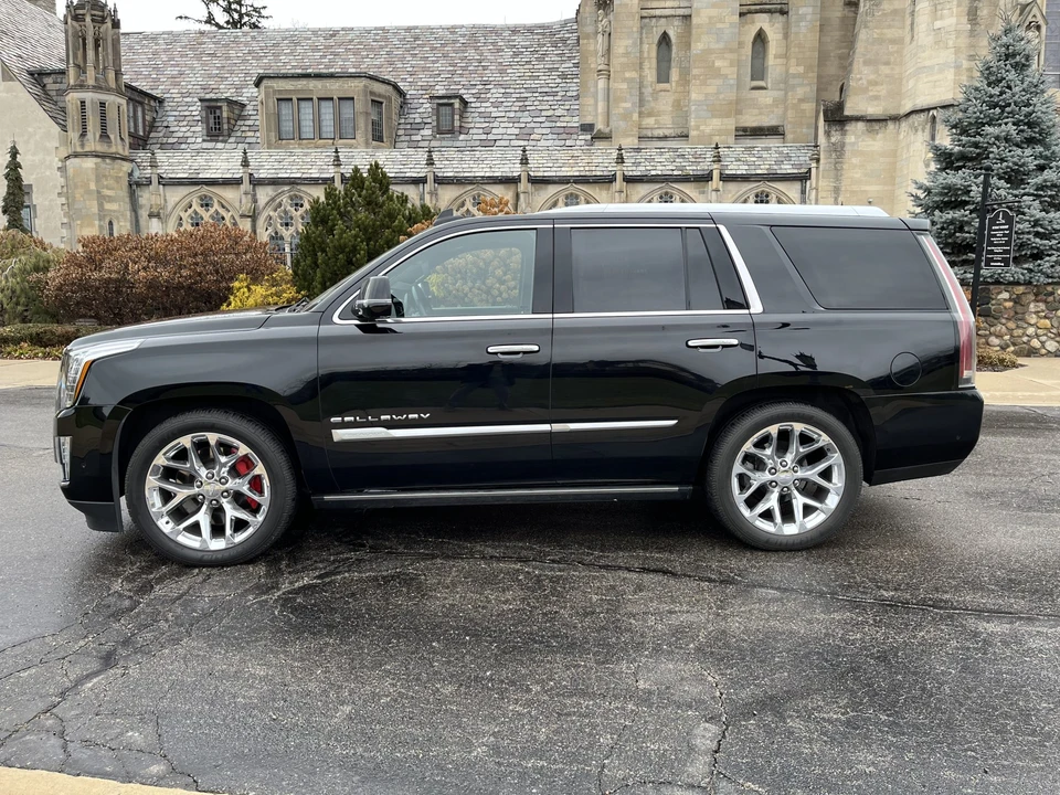2018 Cadillac Escalade 4th Gen - Image 7 of 31