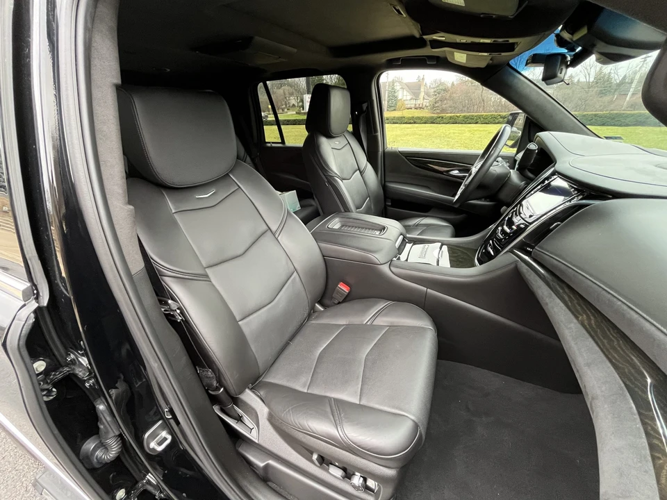 2018 Cadillac Escalade 4th Gen - Image 31 of 31