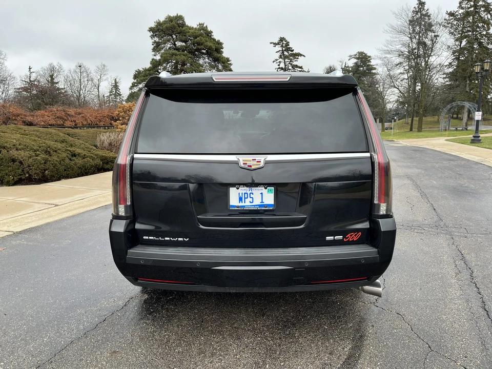 2018 Cadillac Escalade 4th Gen - Image 10 of 31