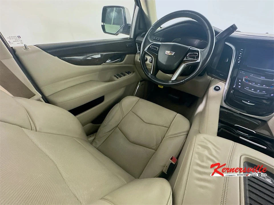 2018 Cadillac Escalade 4th Gen - Image 10 of 21