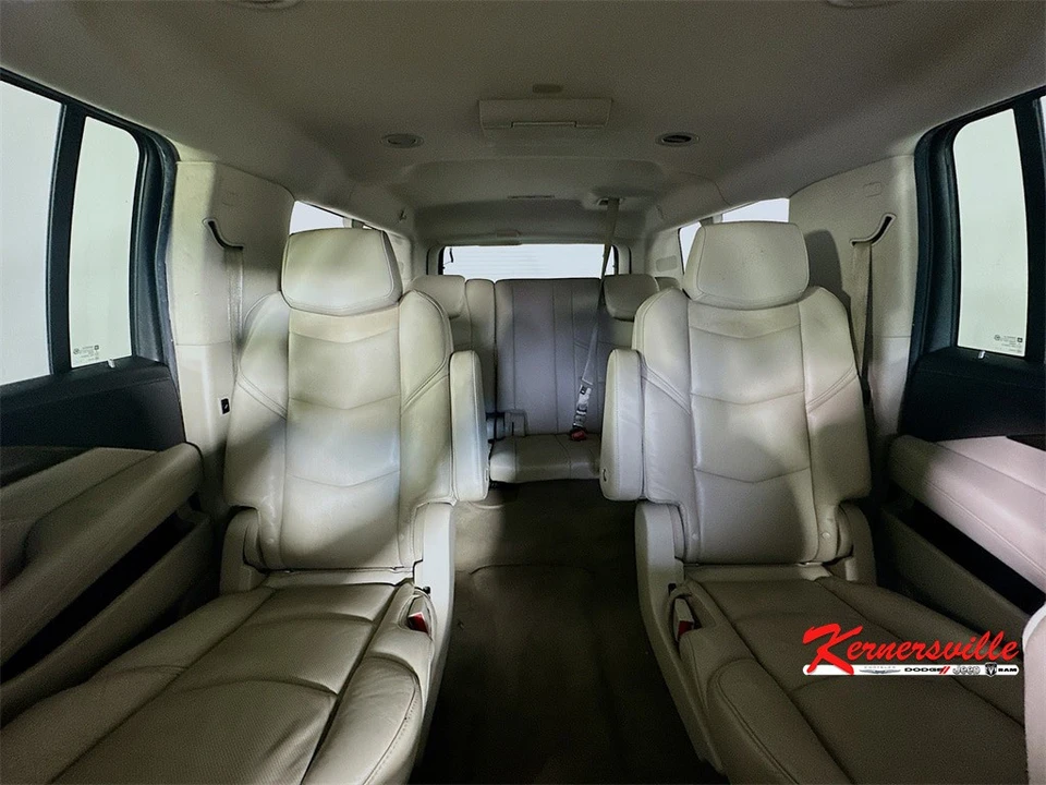 2018 Cadillac Escalade 4th Gen - Image 14 of 21