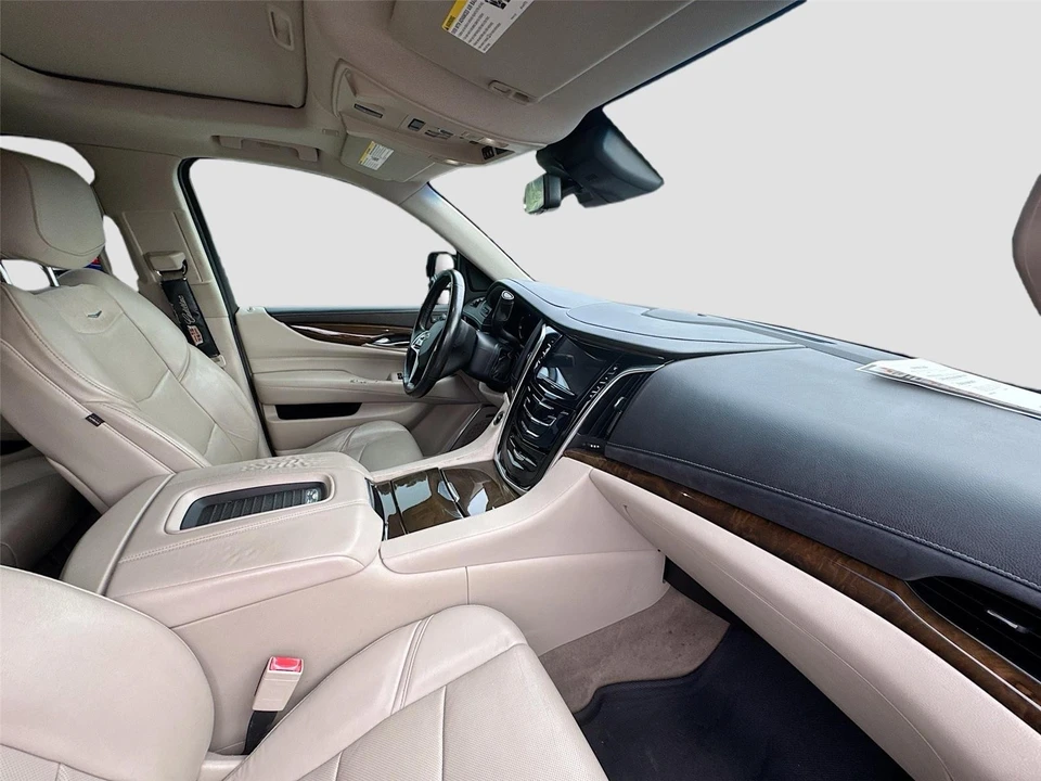 2018 Cadillac Escalade 4th Gen - Image 11 of 12