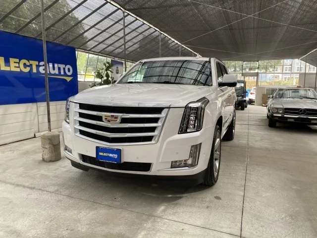 2018 Cadillac Escalade 4th Gen - Image 11 of 21