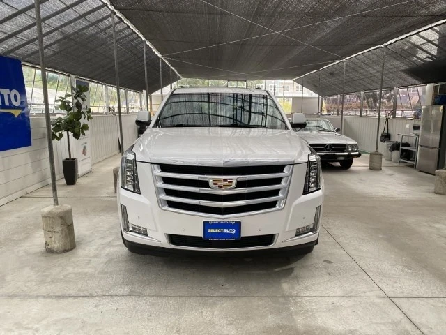 2018 Cadillac Escalade 4th Gen - Image 2 of 21
