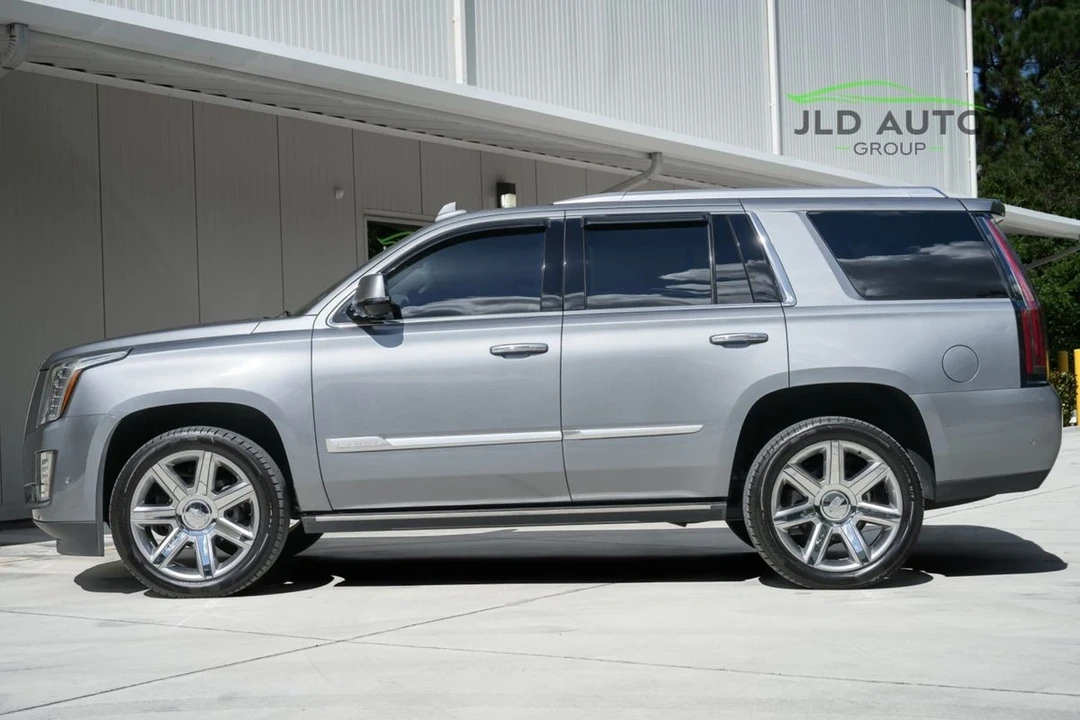 2018 Cadillac Escalade 4th Gen - Image 3 of 21