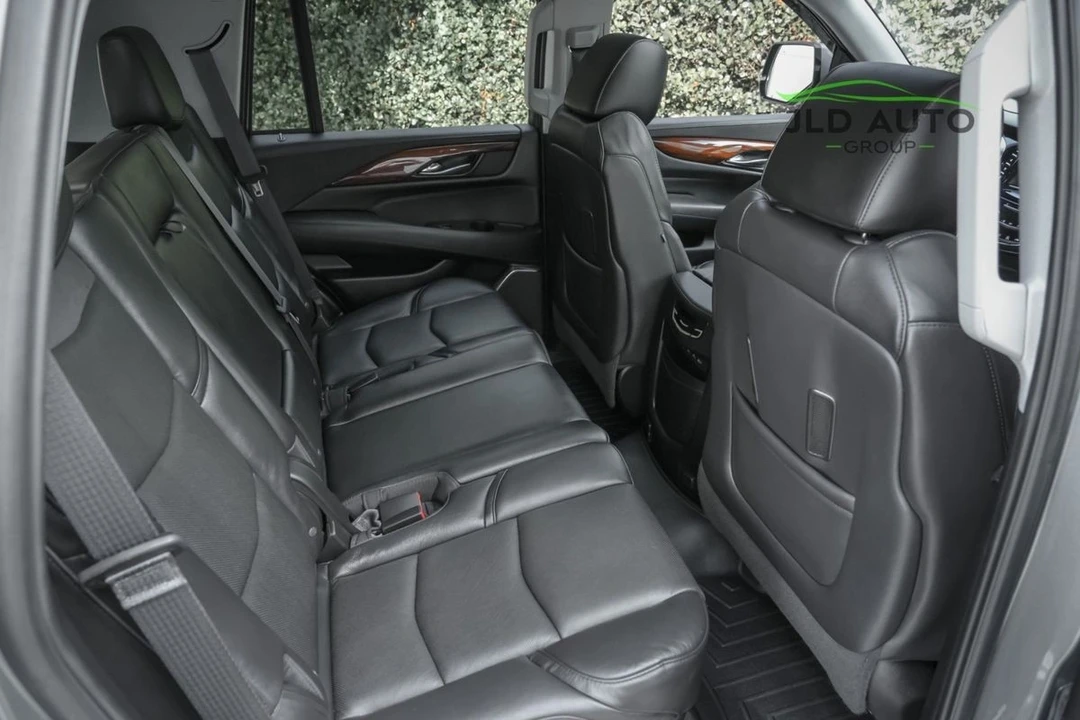 2018 Cadillac Escalade 4th Gen - Image 11 of 21