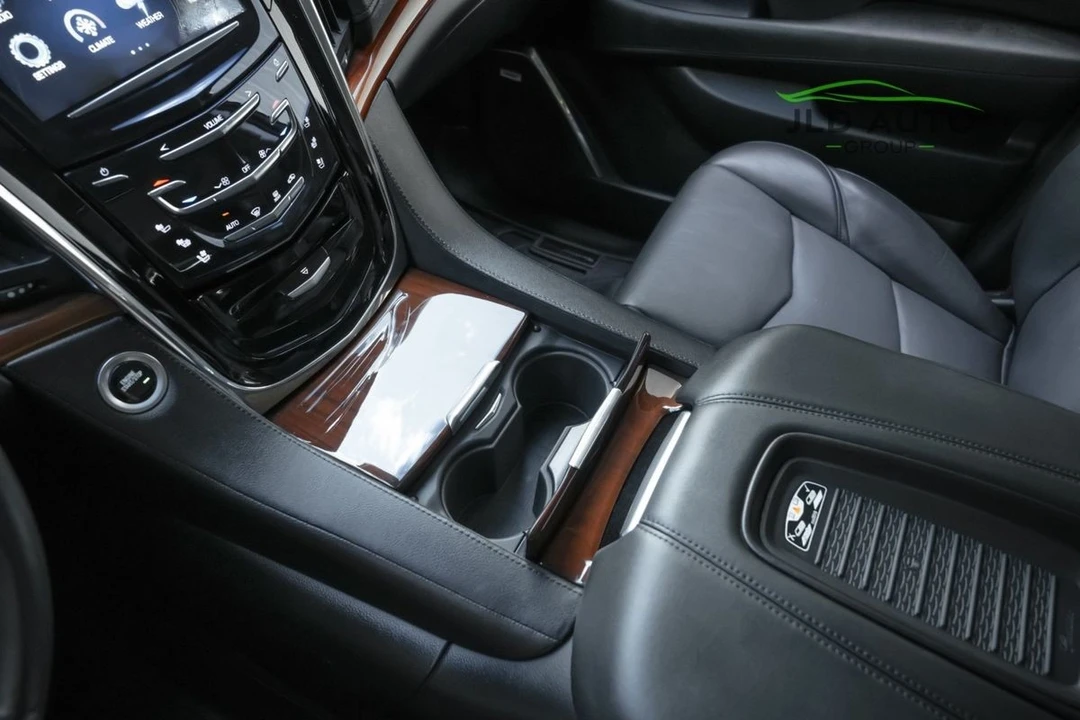 2018 Cadillac Escalade 4th Gen - Image 18 of 21
