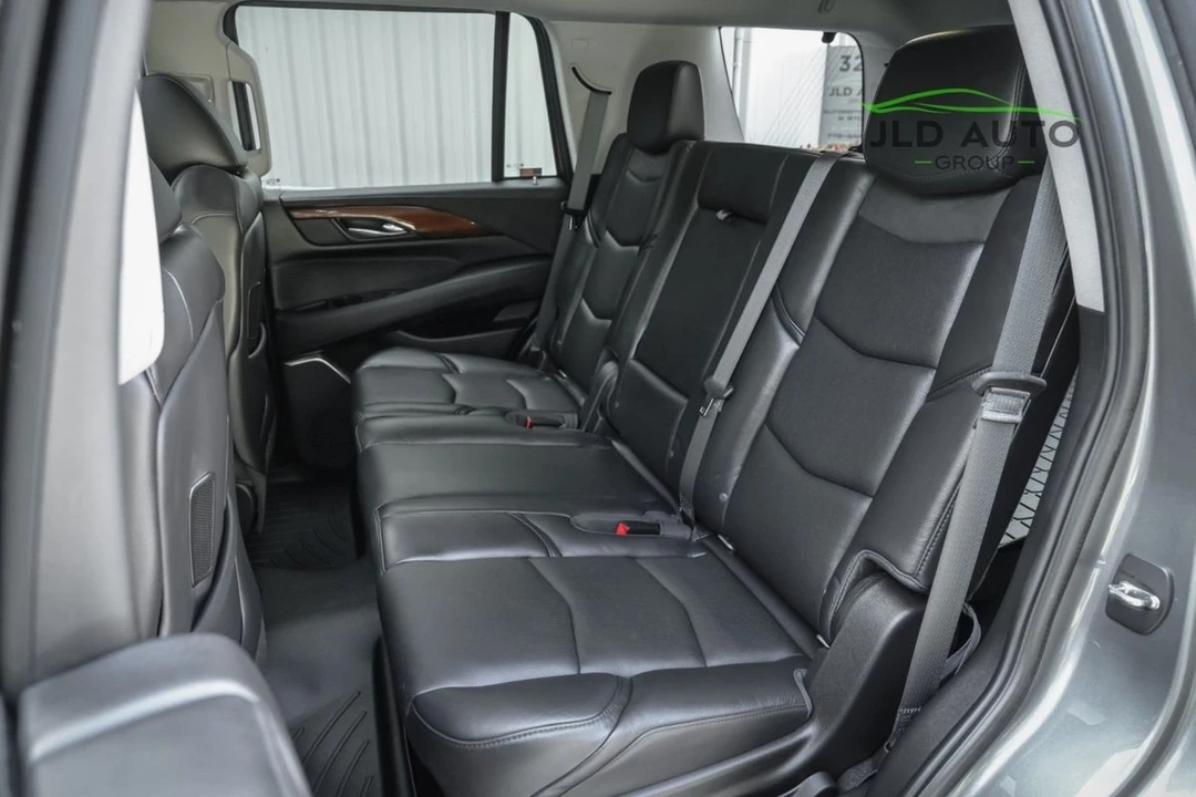 2018 Cadillac Escalade 4th Gen - Image 10 of 21