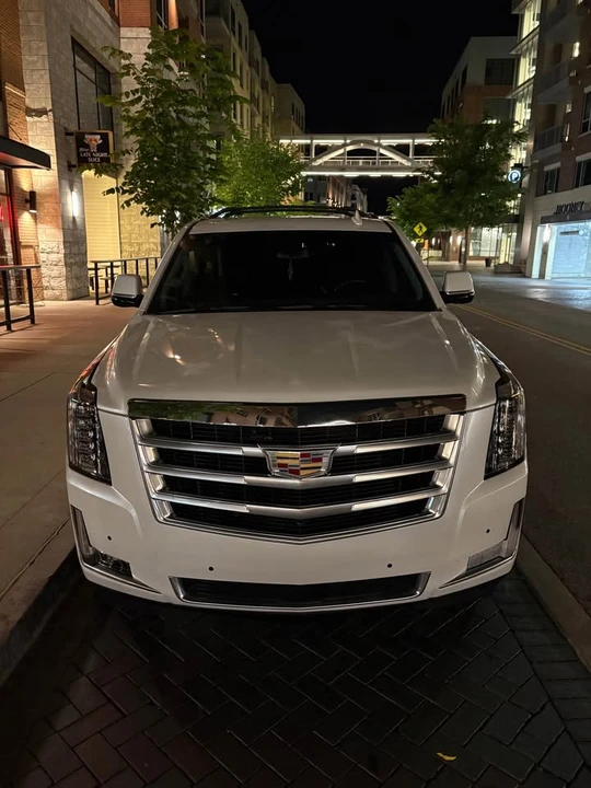 2018 Cadillac Escalade 4th Gen - Image 2 of 20