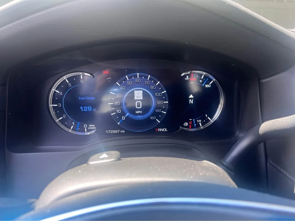 2018 Cadillac Escalade 4th Gen - Image 2 of 3