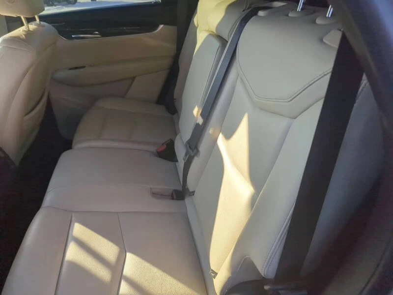 2018 Cadillac XT5 - Image 5 of 10