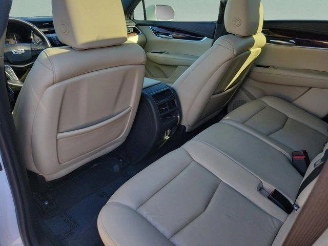 2018 Cadillac XT5 - Image 11 of 14