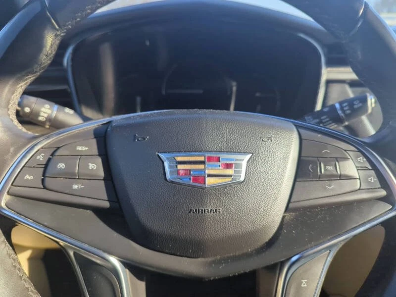 2018 Cadillac XT5 - Image 9 of 10