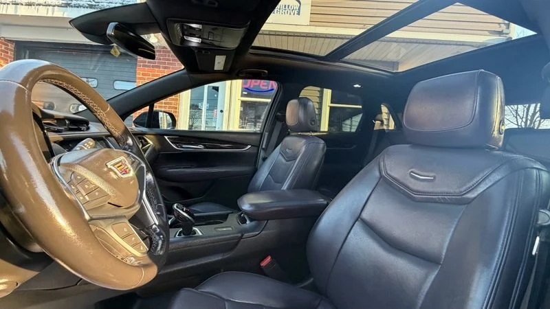 2018 Cadillac XT5 - Image 9 of 16