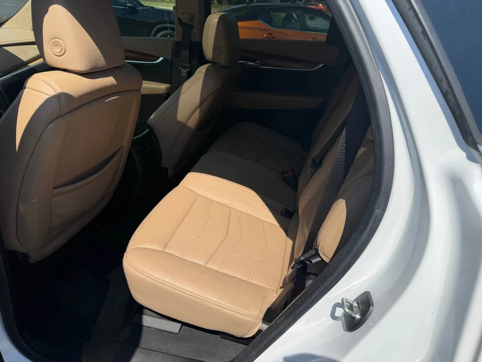 2018 Cadillac XT5 - Image 5 of 6
