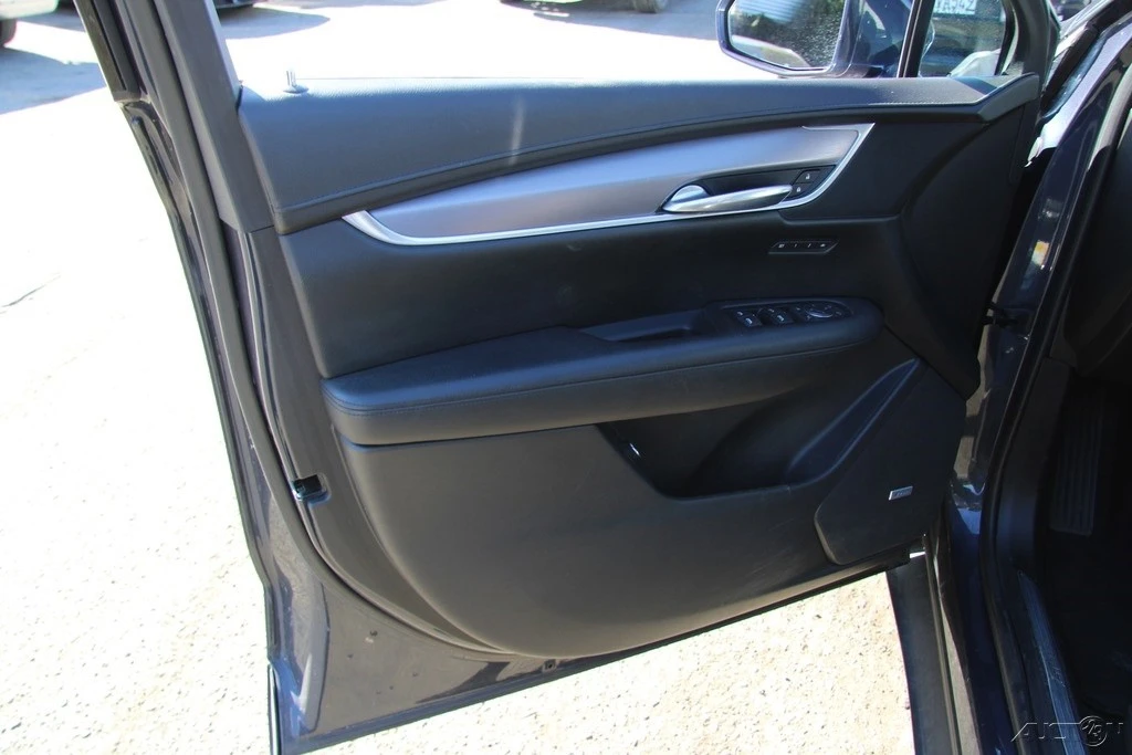 2018 Cadillac XT5 - Image 12 of 21