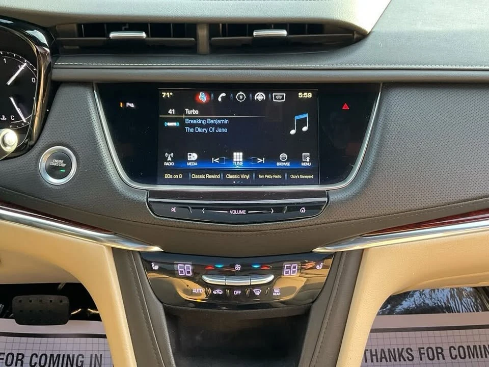 2018 Cadillac XT5 - Image 11 of 20